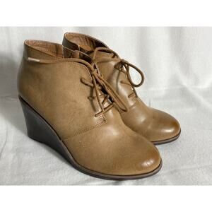 Torrid Women's Size 9 Cognac Lace Up Wedge Ankle Bootie Boots Tan